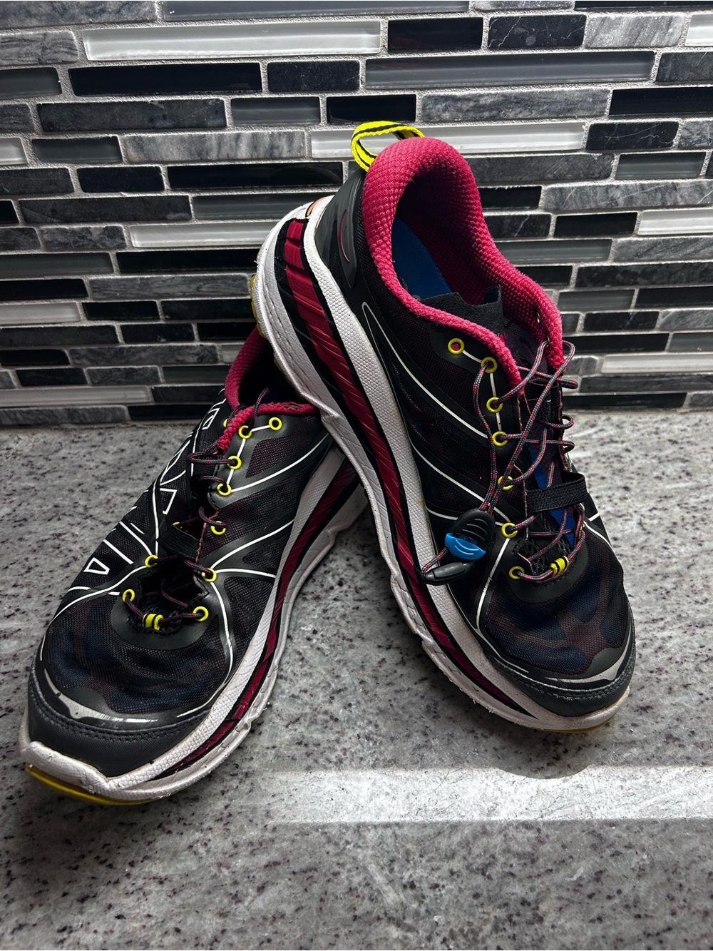 Hoka One One Mens Stinson Lite Black/Red Trail Running Shoes size 10